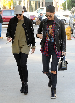 Ruby Rose Poster 2694378