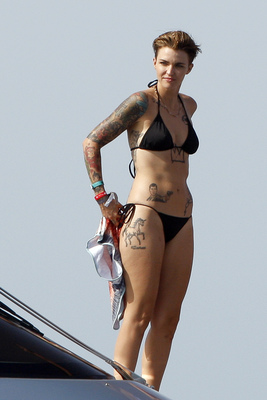 Ruby Rose Poster 2694417