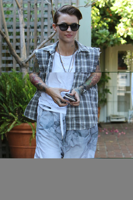 Ruby Rose Poster 2694538
