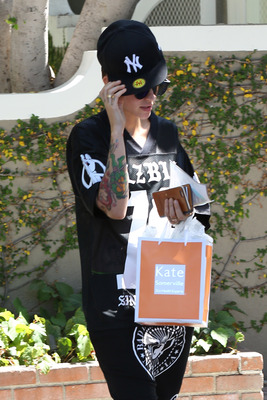 Ruby Rose Poster 2694616