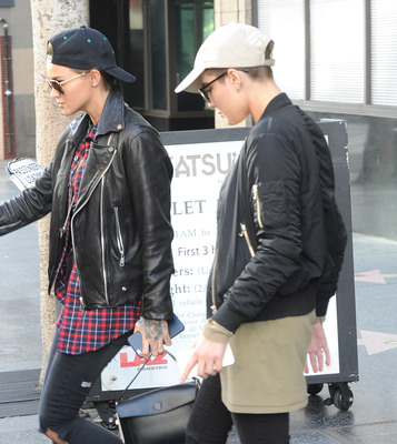 Ruby Rose Poster 2694691