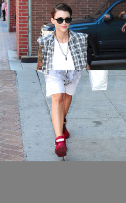 Ruby Rose Poster 2695024