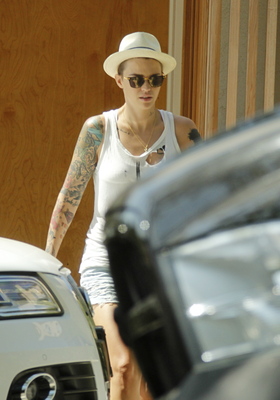Ruby Rose Poster 2695093
