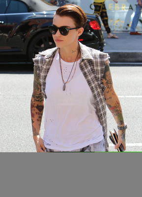 Ruby Rose Poster 2695133