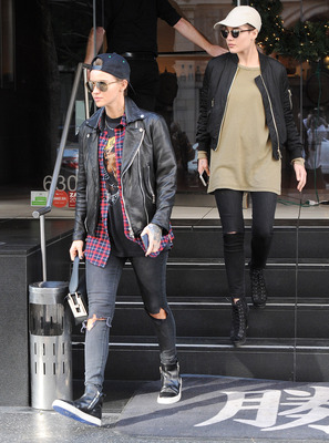 Ruby Rose Poster 2695155
