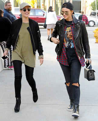 Ruby Rose Poster 2695157