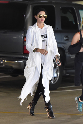 Ruby Rose Poster 2695317