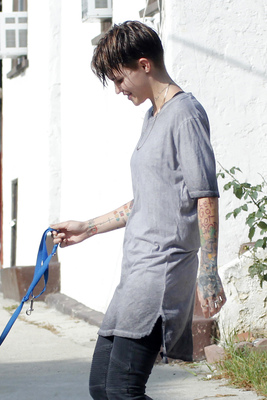 Ruby Rose Poster 2695355