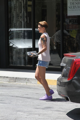 Ruby Rose Poster 2695429