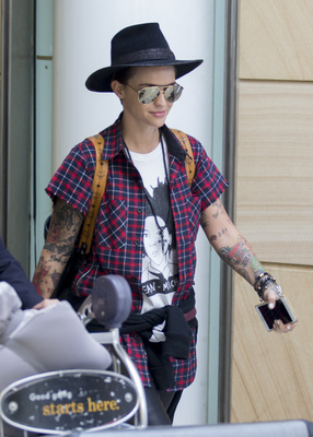 Ruby Rose Poster 2695436