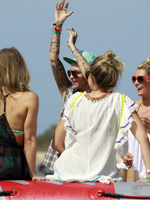 Ruby Rose Poster 2695561