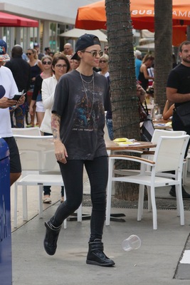 Ruby Rose Poster 2695563