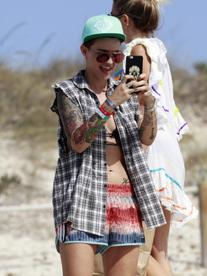 Ruby Rose Poster 2695624