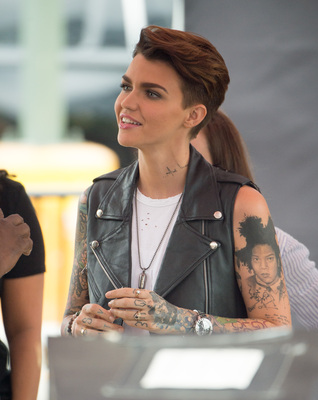 Ruby Rose Poster 2695691