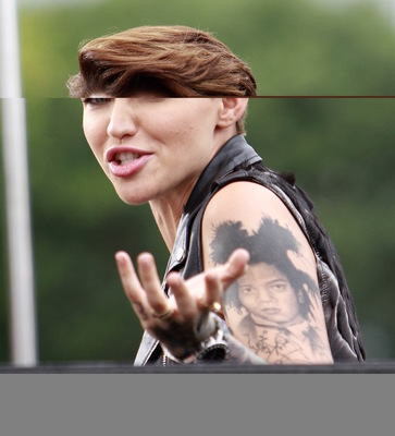 Ruby Rose Poster 2695693