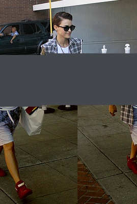 Ruby Rose Poster 2695730