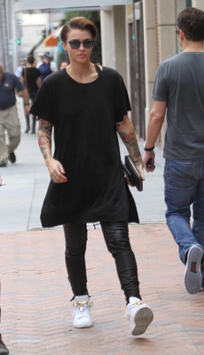 Ruby Rose Poster 2695840