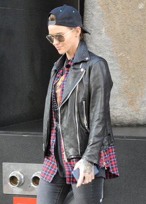 Ruby Rose Poster 2695869