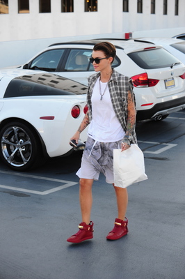 Ruby Rose Poster 2695950