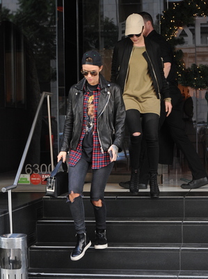 Ruby Rose Poster 2695955