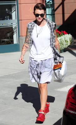 Ruby Rose Poster 2696044