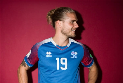 Rurik Gislason Poster 3354436