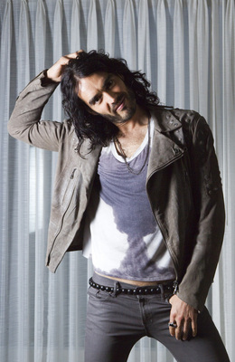 Russell Brand Poster 2396988