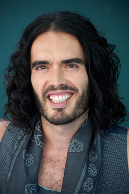 Russell Brand Poster 2418471