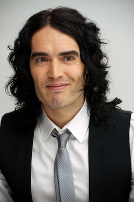 Russell Brand Poster 2427308