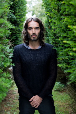 Russell Brand Poster 3668063