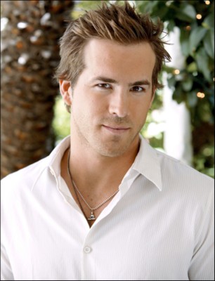 Ryan Reynolds Poster 1366657