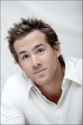 Ryan Reynolds Poster 1369838