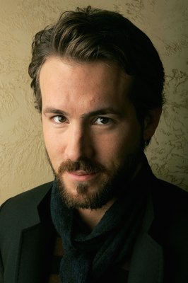 Ryan Reynolds Poster 2218447