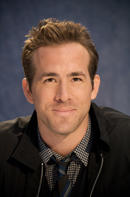 Ryan Reynolds Poster 2232733
