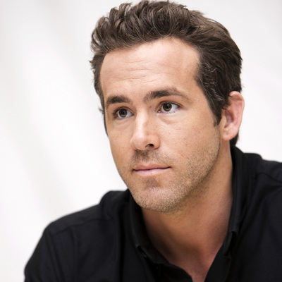 Ryan Reynolds Poster 2243823