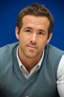 Ryan Reynolds Poster 2243827