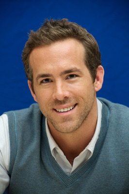 Ryan Reynolds Poster 2243828