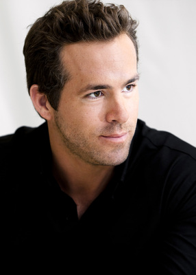 Ryan Reynolds Poster 2243848