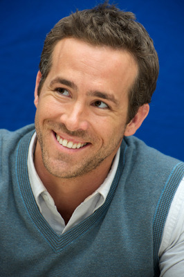 Ryan Reynolds Poster 2243852