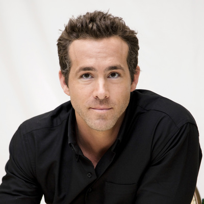 Ryan Reynolds Poster 2243857