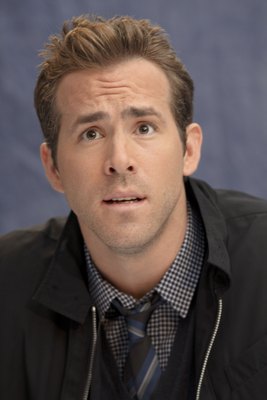 Ryan Reynolds Poster 2251610