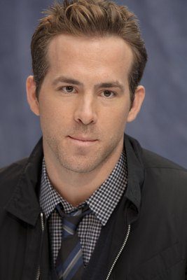Ryan Reynolds Poster 2251613