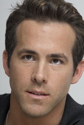 Ryan Reynolds Poster 2251620