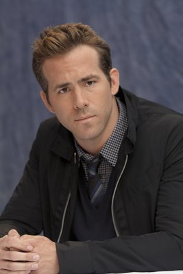 Ryan Reynolds Poster 2251621