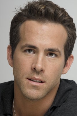 Ryan Reynolds Poster 2251625