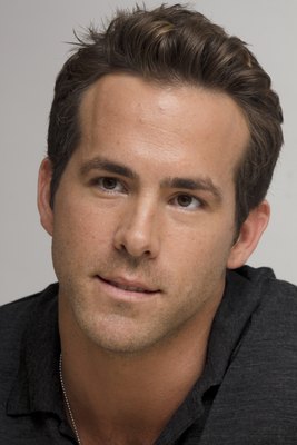 Ryan Reynolds Poster 2251629