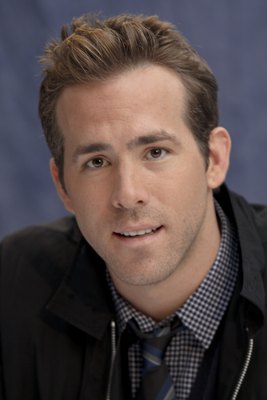 Ryan Reynolds Poster 2251644
