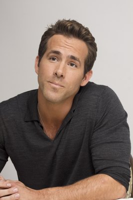 Ryan Reynolds Poster 2251650