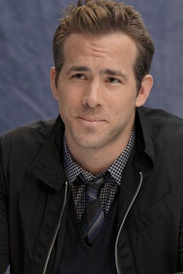 Ryan Reynolds Poster 2251652