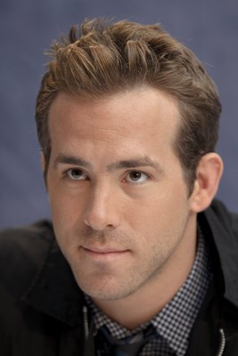 Ryan Reynolds Poster 2251661
